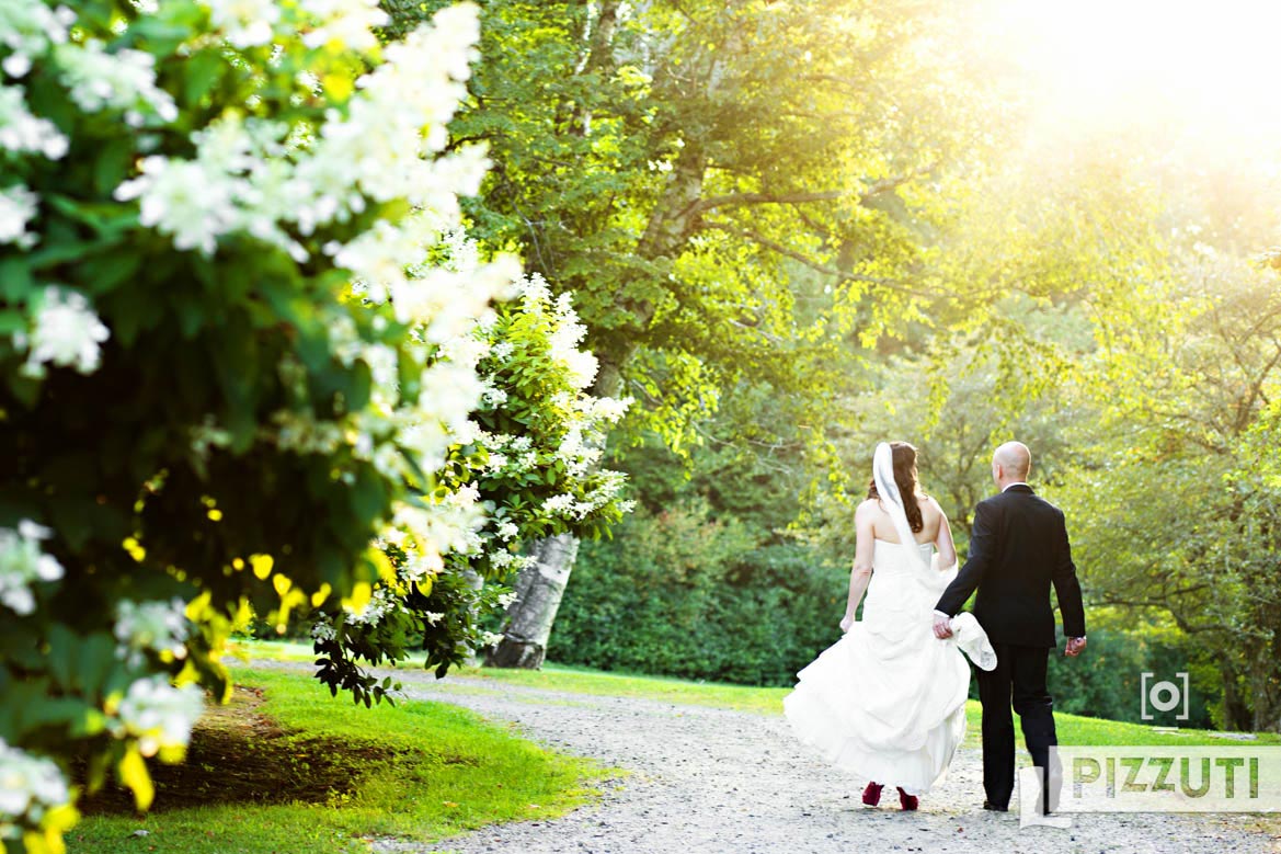 Bride and Groom – Willowdale Estate