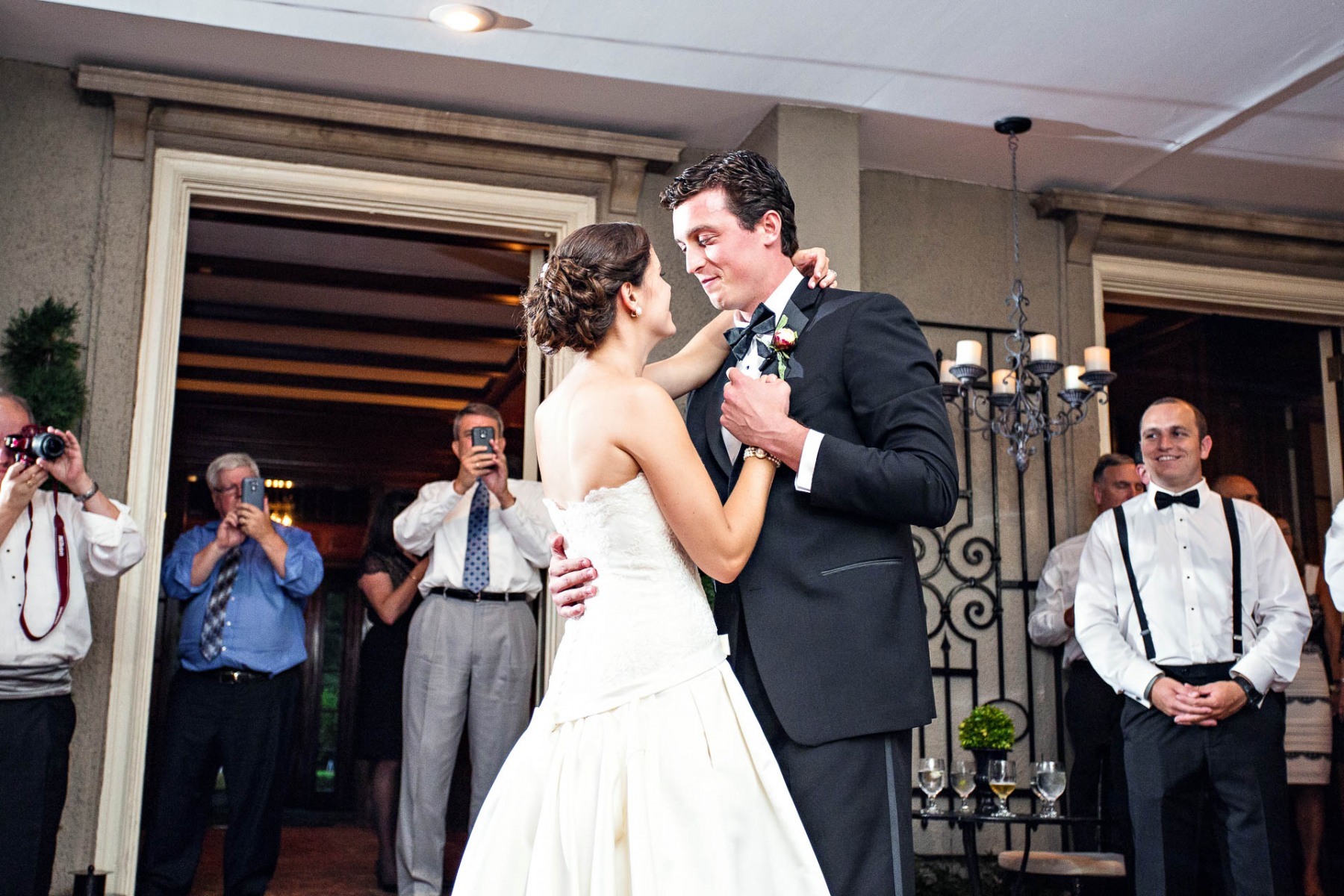 lord-thompson-manor-wedding-reception-first-dance