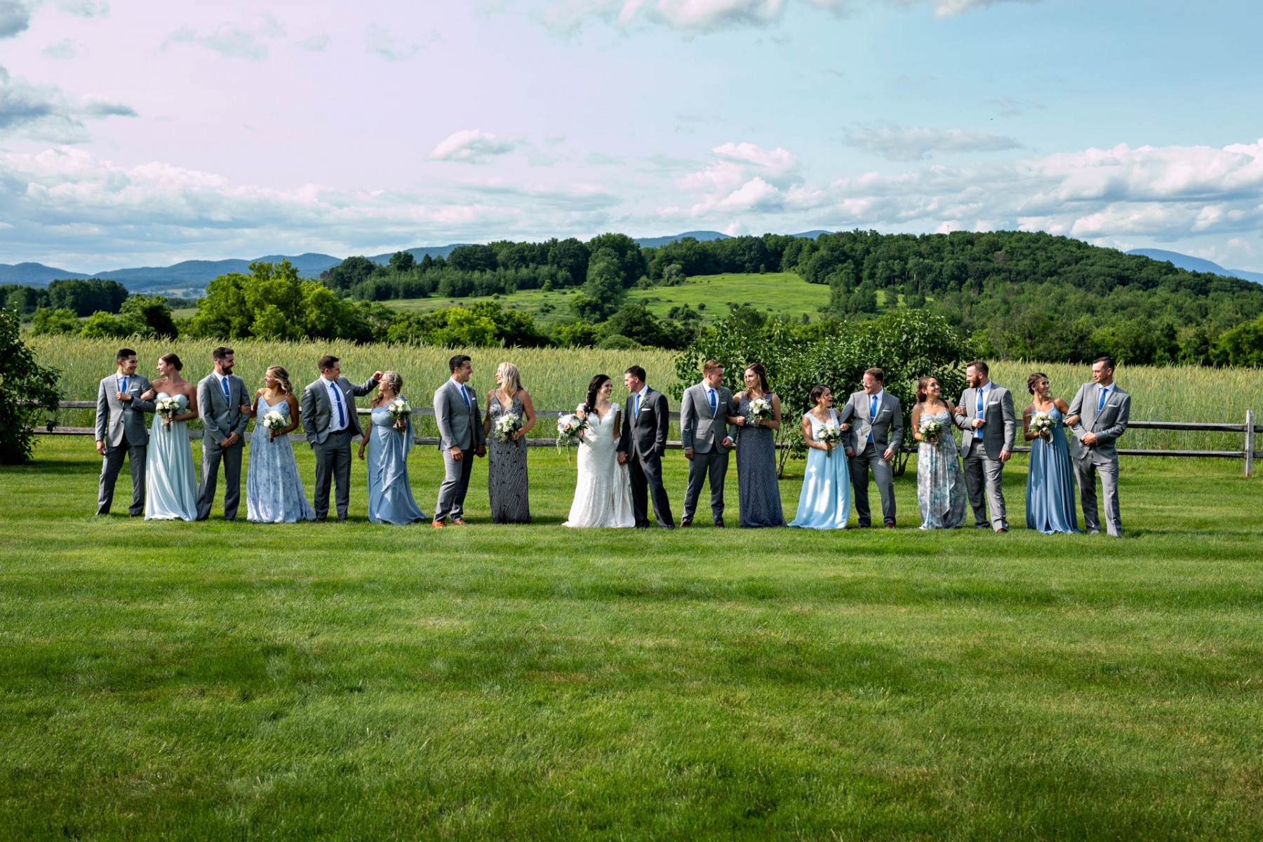 vermont-farm-wedding-party-bennington