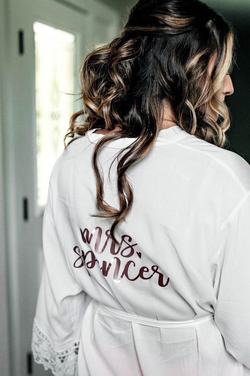 bride-robe-getting-ready-grand-view-wedding