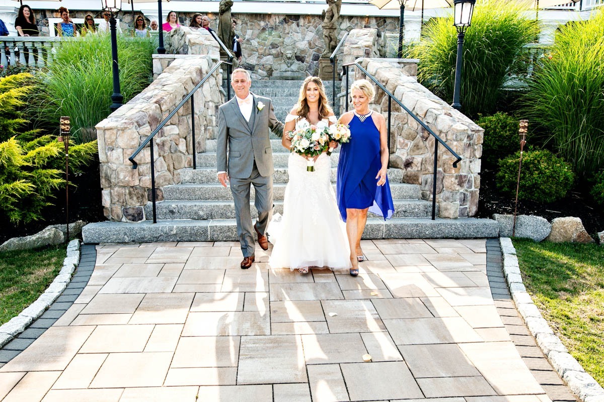 ceremony-grand-view-wedding-bride-parents