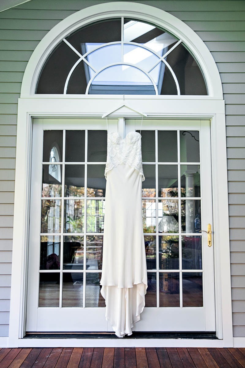 wedding-dress-hanging